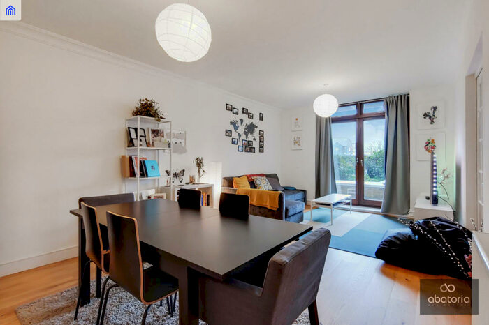 1 Bedroom Apartment To Rent In Harlequin Court, Thomas More Street, London, E1W