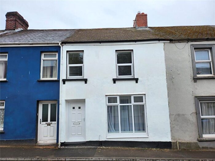 3 Bedroom House To Rent In Priory Street, Carmarthen, SA31