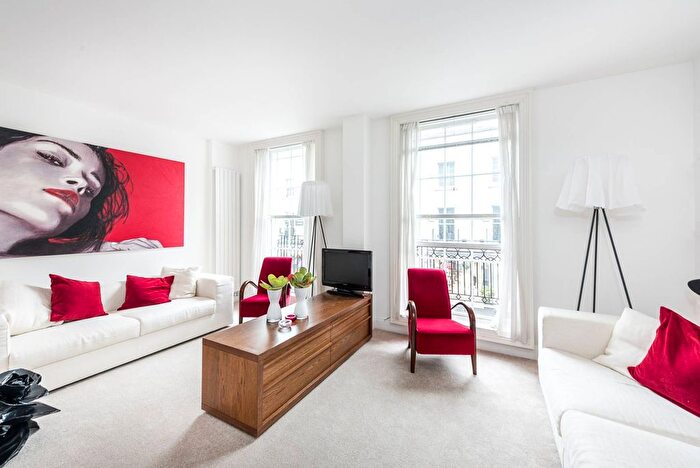 2 Bedroom Flat To Rent In Beauchamp Place, Knightsbridge, London, SW3