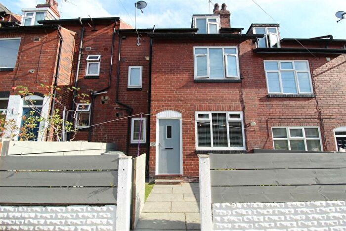 3 Bedroom Terraced House To Rent In Norman Grove, Leeds, LS5