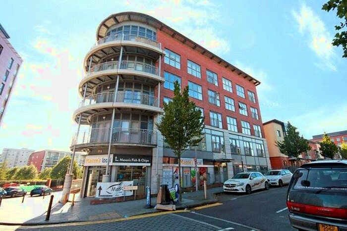 2 Bedroom Flat To Rent In Cregoe Street, Park Central, Birmingham, B15