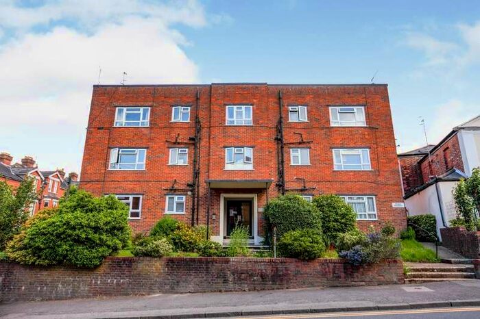 1 Bedroom Apartment To Rent In Grove Hill Road, Tunbridge Wells, Kent, TN1