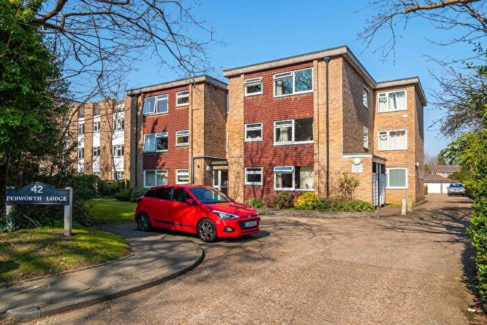 1 Bedroom Flat To Rent In Worcester Road, Sutton, Surrey, SM2