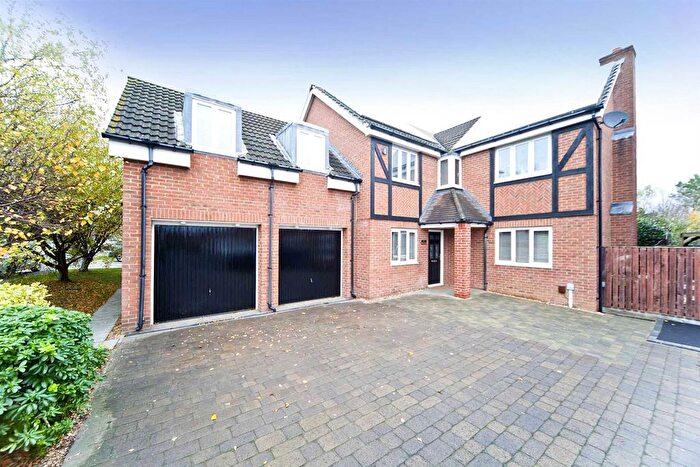 5 Bedroom Detached House For Sale In Silverbirch Road, Hartlepool, TS26
