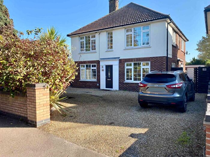 3 Bedroom Apartment For Sale In Beatrice Avenue, Old Felixstowe, IP11