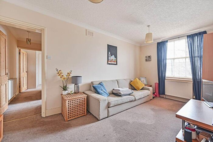 1 Bedroom Flat To Rent In Stepney Green, , Stepney, London, E1