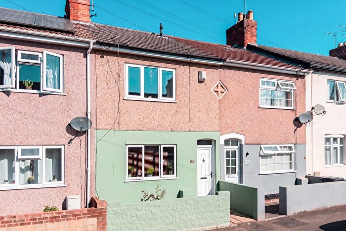 2 Bedroom Semi-detached House For Sale In Redcliffe Street, Swindon, SN2