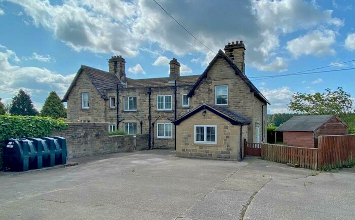 3 Bedroom House For Sale In Harrogate Road, Harewood, Leeds, LS17