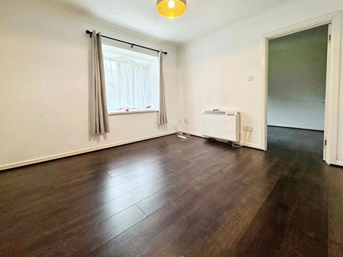 1 Bedroom Flat To Rent In Brick Court, Grays, RM17