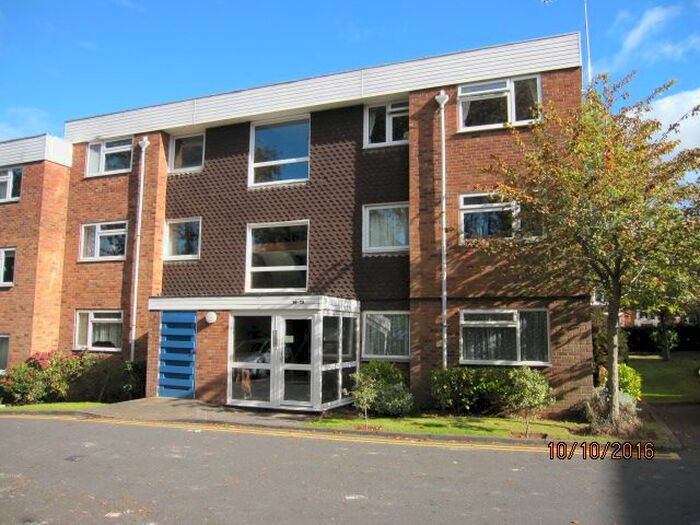 2 Bedroom Flat To Rent In Old Warwick Road, Olton, Solihull, B92
