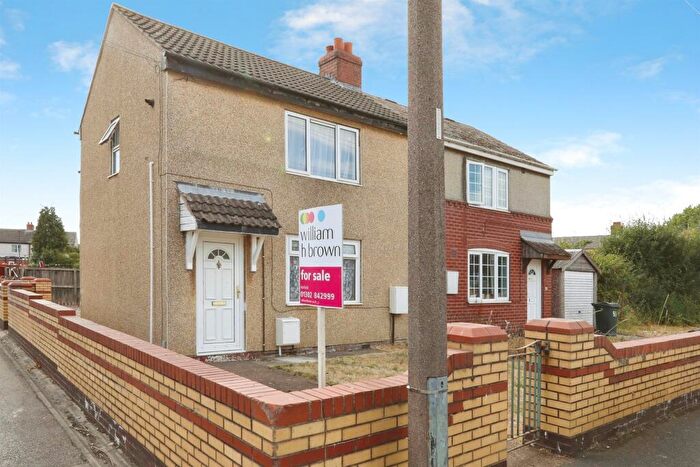 3 Bedroom Semi-Detached House For Sale In Princess Avenue, Stainforth, Doncaster, DN7