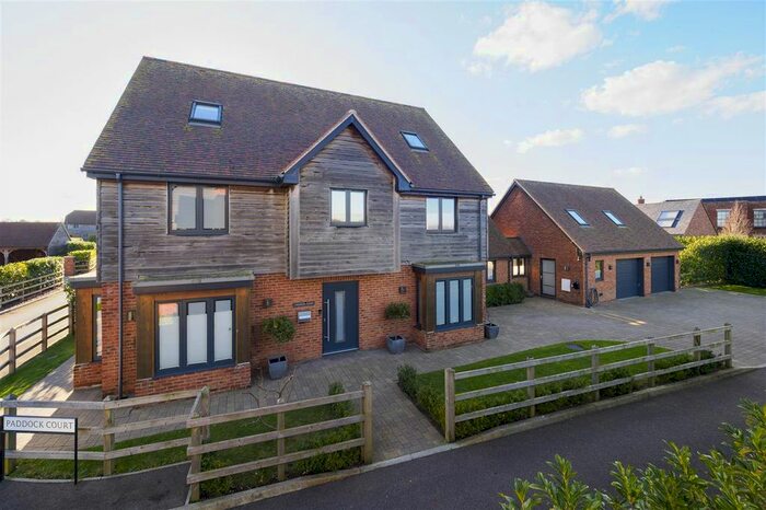 6 Bedroom Detached House For Sale In Paddock Court, Woodnesborough, Sandwich, CT13