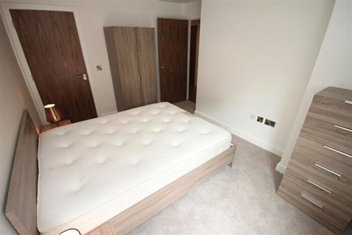 1 Bedroom Apartment To Rent In Greengate Salford, M3