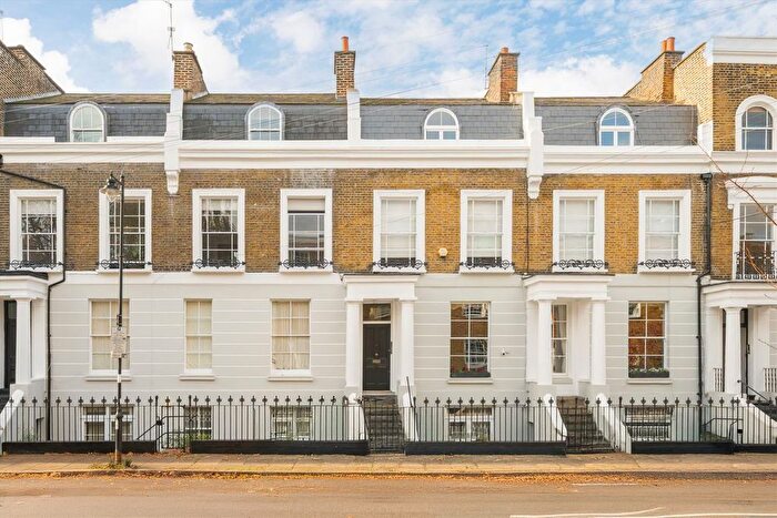2 Bedroom Flat For Sale In Compton Road, Canonbury, N1