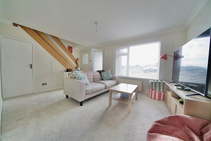 2 Bedroom Terraced House For Sale In Sycamore Road, Weymouth, DT4