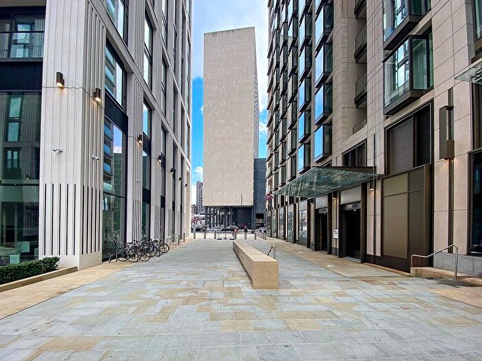 1 Bedroom Flat To Rent In Casson Square, London, SE1