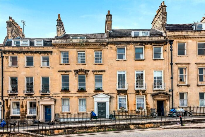 2 Bedroom Apartment To Rent In Belvedere, Bath, BA1