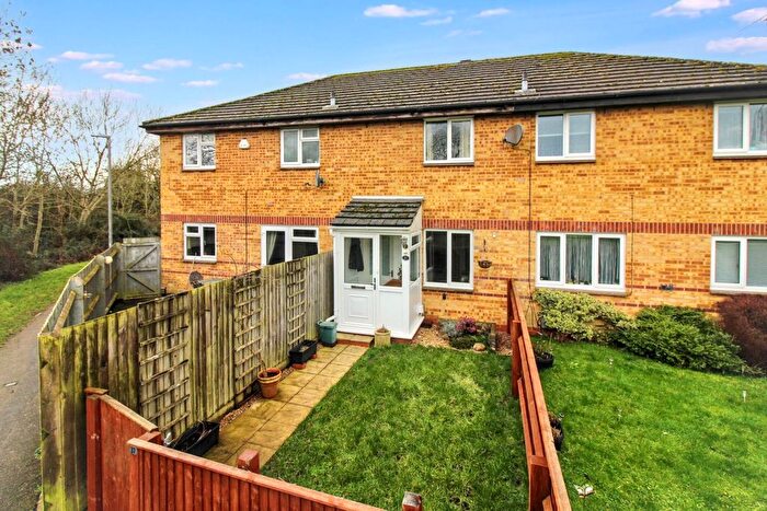 2 Bedroom Terraced House For Sale In The Pastures, Aylesbury, HP20