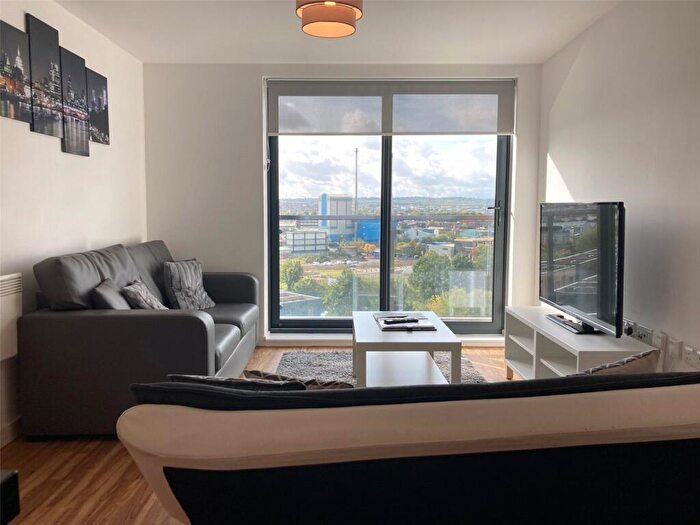 2 Bedroom Flat To Rent In Aire, Cross Green Lane, LS9