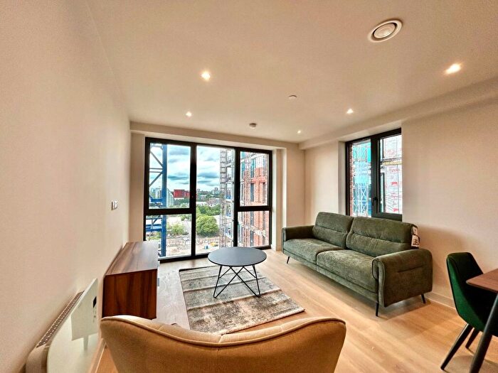2 Bedroom Apartment To Rent In Dutton Street, Manchester, M3