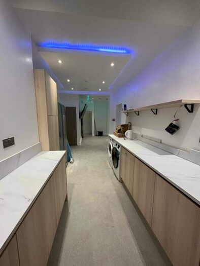 6 Bedroom Terraced House To Rent In Westbourne Road, Fallowfield, M14