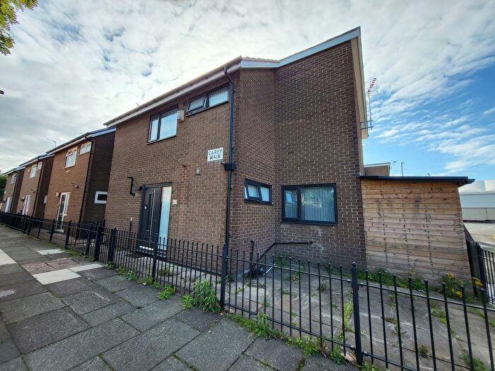 3 Bedroom End Of Terrace House For Sale In Carey Walk, Hulme, Manchester., M15