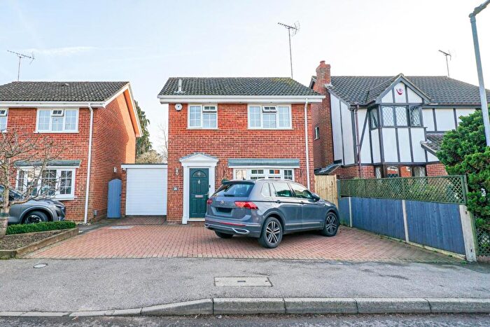 3 Bedroom Detached House For Sale In King Street, Leighton Buzzard, LU7