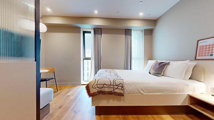 Studio To Rent In First Way, Wembley, HA9