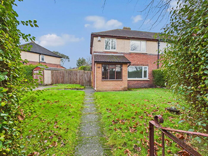 3 Bedroom Semi Detached House For Sale In Thompson Avenue, Ormskirk, L39