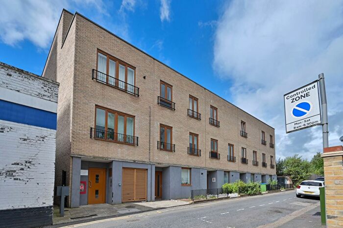 2 Bedroom Flat For Sale In Hackworth Close, Watford, WD24