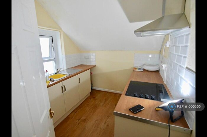 1 Bedroom Flat To Rent In Station Road, Ilfracombe, EX34