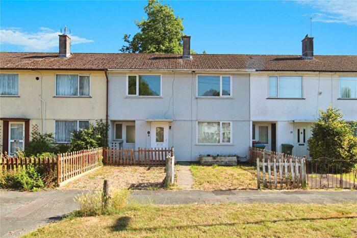 3 Bedroom Terraced House For Sale In Thorness Close, Southampton, SO16