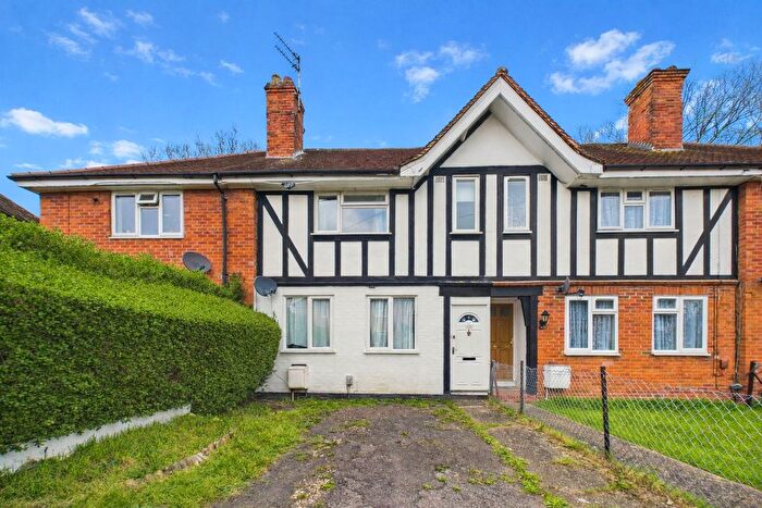 3 Bedroom Terraced House For Sale In Staverton Road, Reading, Berkshire, RG2