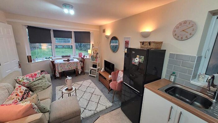 1 Bedroom Flat To Rent In Margaret Road, Harborne, Birmingham, B17