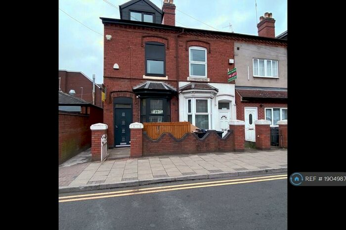 6 Bedroom End Of Terrace House To Rent In Dawlish Road, Birmingham, B29