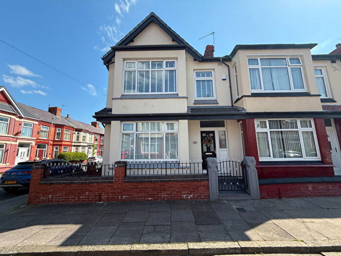 4 Bedroom End Of Terrace House For Sale In Kingsdale Avenue, Tranmere, CH42