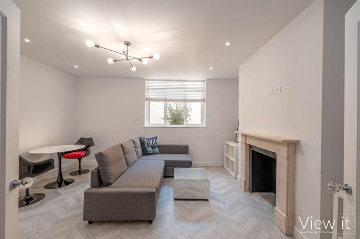 1 Bedroom Flat For Sale In Sutherland Street, London, SW1V