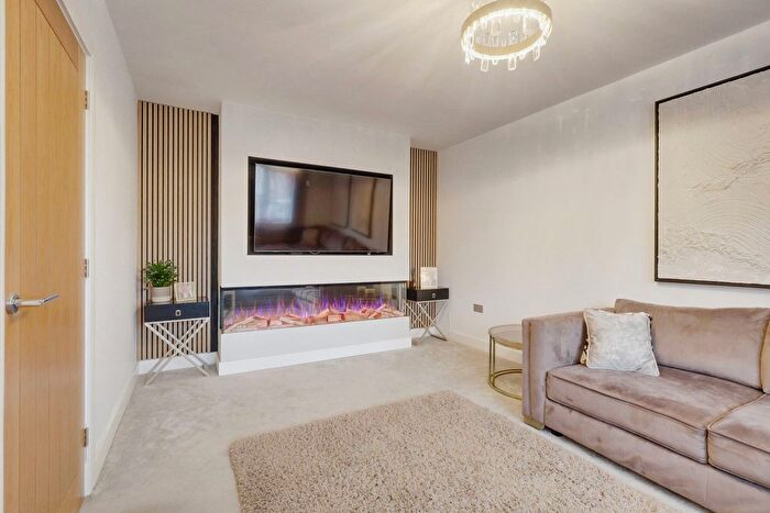 4 Bedroom Detached House For Sale In Great Burches Road, Benfleet, SS7