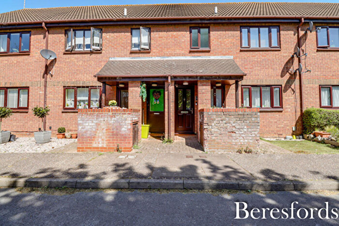 1 Bedroom Maisonette For Sale In Wellington Place, Warley, CM14