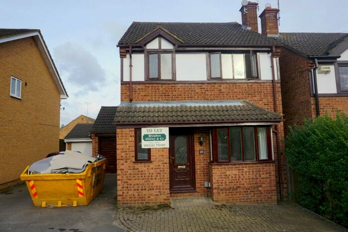 3 Bedroom Detached House To Rent In Senwick Road, Wellingborough, NN8