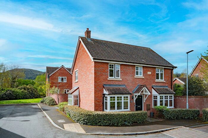 4 Bedroom Detached House For Sale In Randell Road, Malvern, WR14