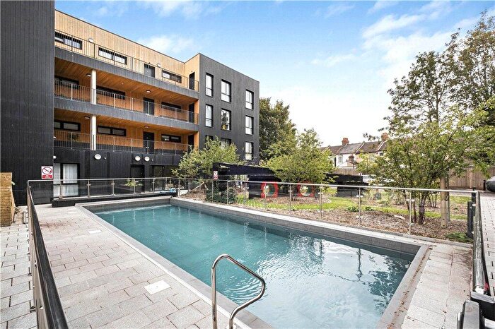 2 Bedroom Apartment To Rent In Bell Foundry Close, Croydon, CR0