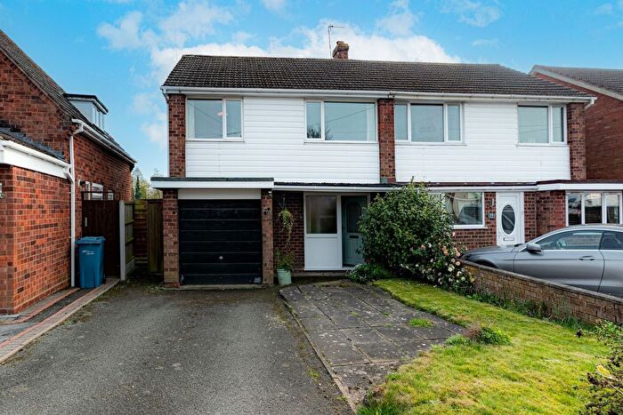 3 Bedroom Semi Detached House For Sale In Reindeer Road, Fazeley, B78