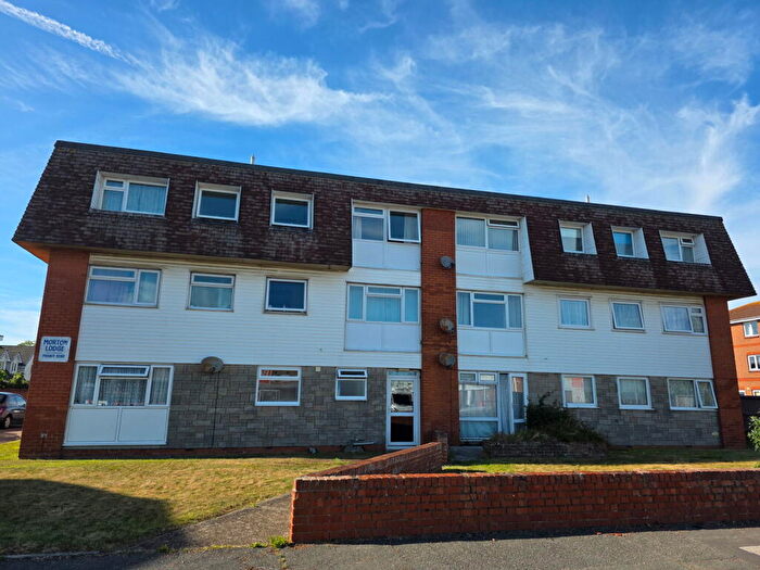 2 Bedroom Flat For Sale In East Yar Road, Sandown, PO36