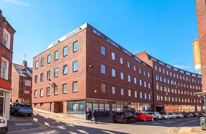 1 Bedroom Flat To Rent In Queen Street, Queens House, S1