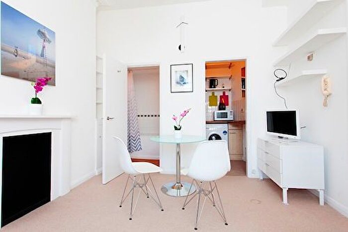 Studio To Rent In Eccleston Sq, London, SW1V