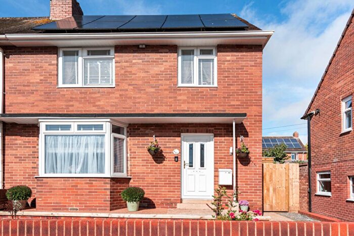 4 Bedroom Semi Detached House For Sale In Browning Close, Exeter, EX2