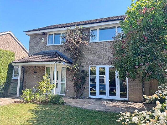 4 Bedroom Detached House For Sale In Greenacres, Woolton Hill, RG20