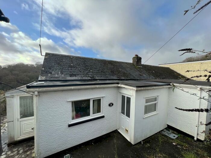 2 Bedroom Semi-Detached House To Rent In Trenance Road, St. Austell, PL25