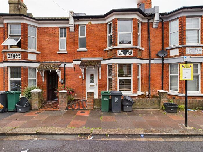 6 Bedroom Terraced House To Rent In Riley Road, Brighton, BN2